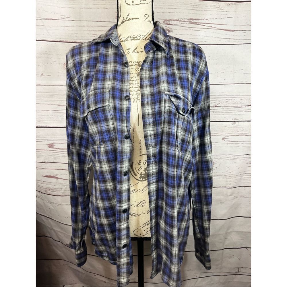 Gap‎ medium blue flannel button down - 2286